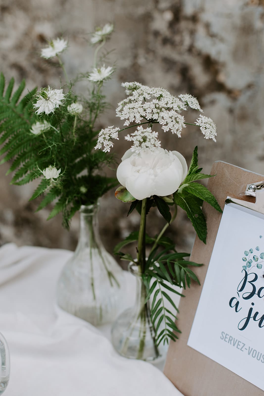 mariage_chateau_la_flocelliere_vendee_flavie_nelly_photographe-102-obonheurdesdames-decoration-mariage-location-vegetal