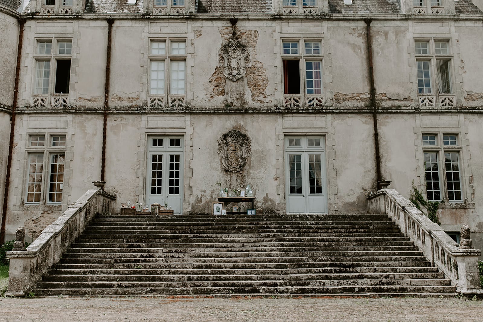 mariage_chateau_la_flocelliere_vendee_flavie_nelly_photographe-115-obonheurdesdames-decoration-mariage-location-vegetal