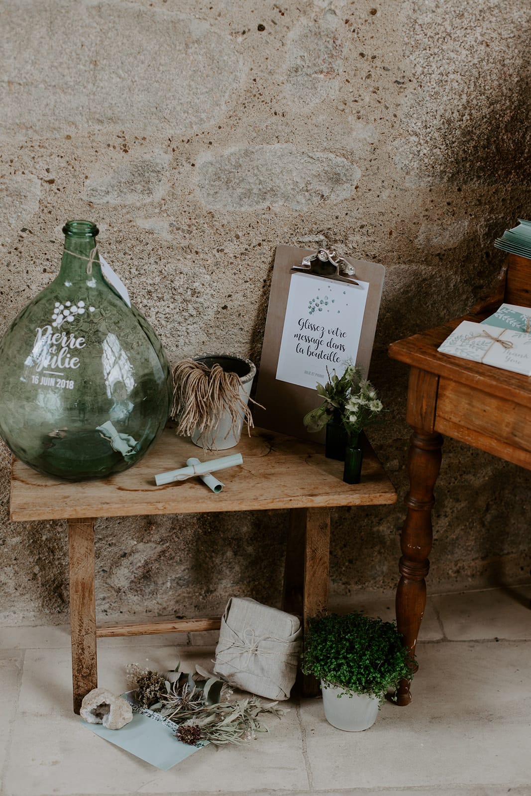 mariage_chateau_la_flocelliere_vendee_flavie_nelly_photographe-118-obonheurdesdames-decoration-mariage-location-vegetal