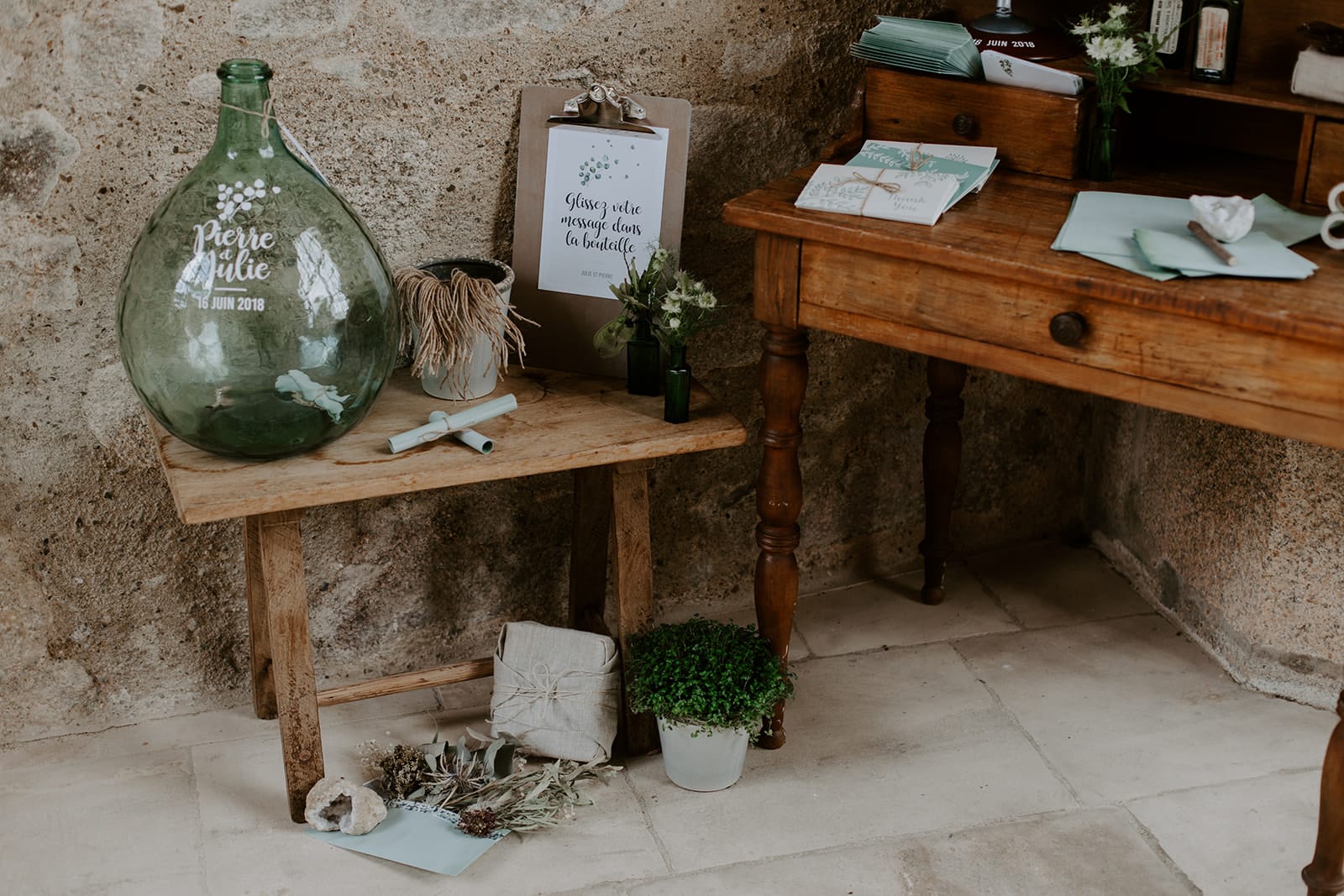 mariage_chateau_la_flocelliere_vendee_flavie_nelly_photographe-119-obonheurdesdames-decoration-mariage-location-vegetal