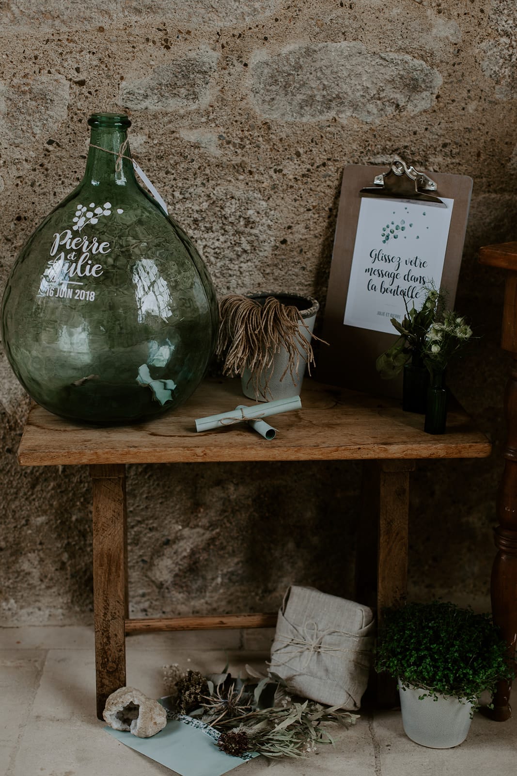 mariage_chateau_la_flocelliere_vendee_flavie_nelly_photographe-125-obonheurdesdames-decoration-mariage-location-vegetal