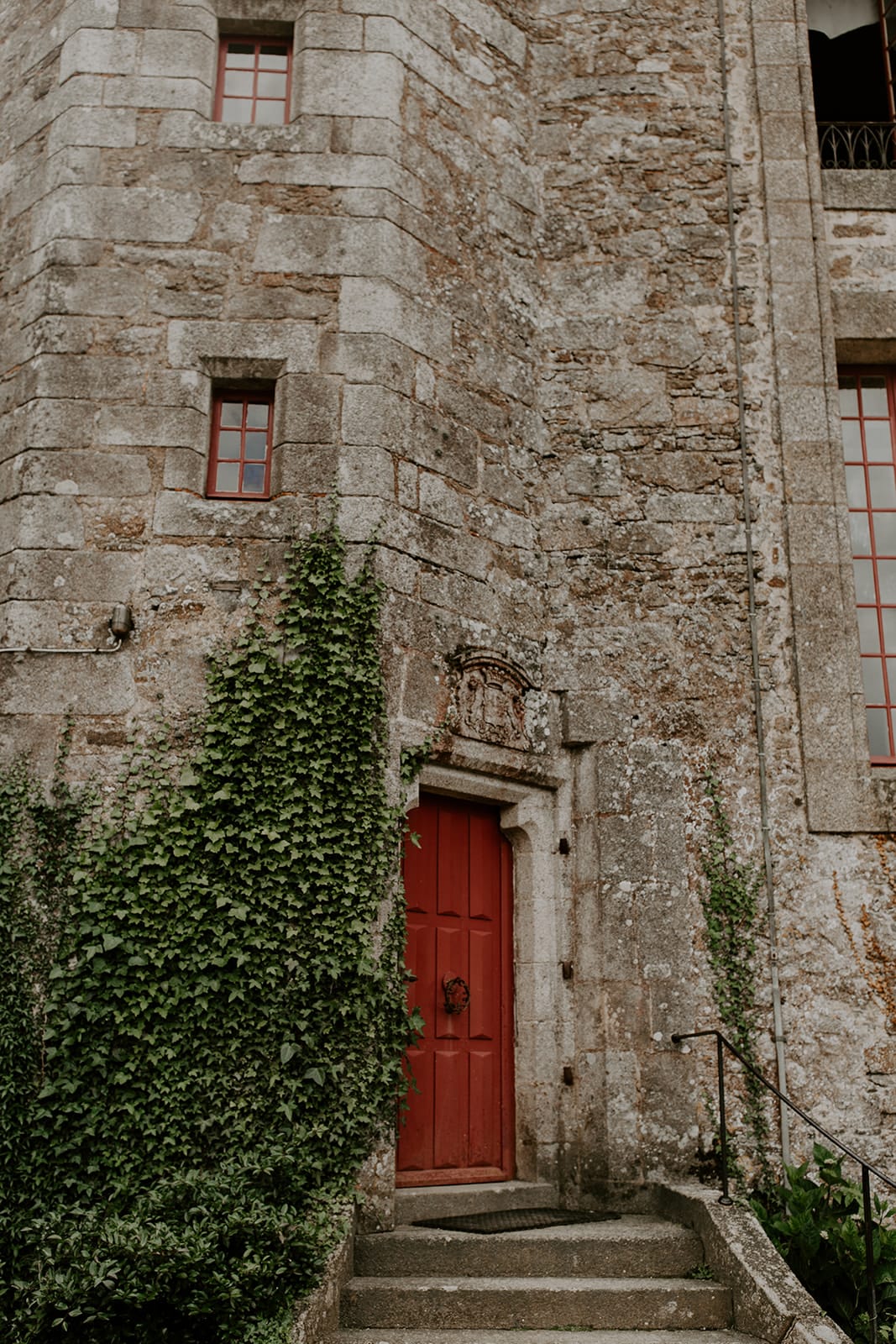 mariage_chateau_la_flocelliere_vendee_flavie_nelly_photographe-159-obonheurdesdames-decoration-mariage-location-vegetal