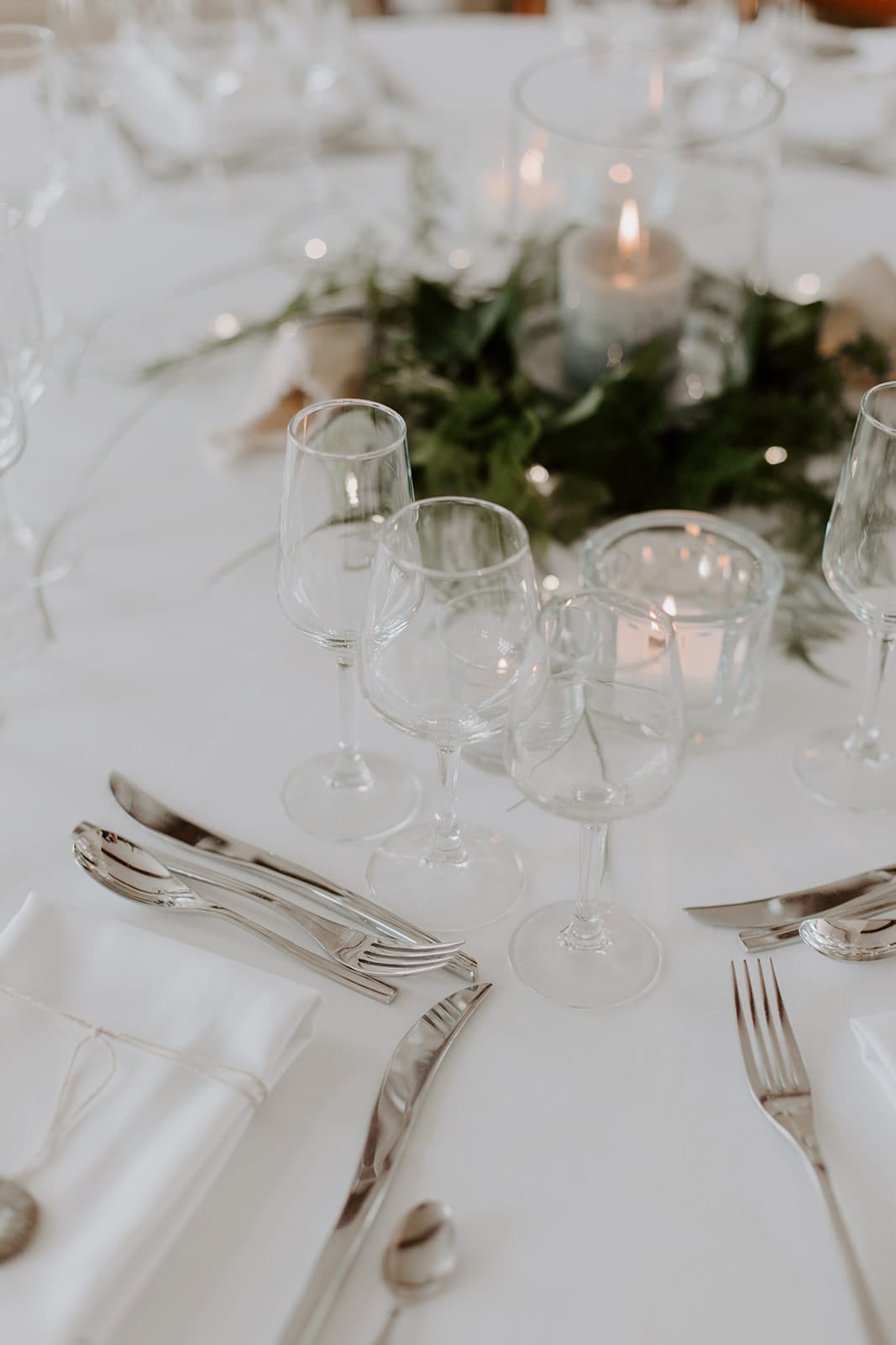 mariage_chateau_la_flocelliere_vendee_flavie_nelly_photographe-35-obonheurdesdames-decoration-mariage-location-vegetal