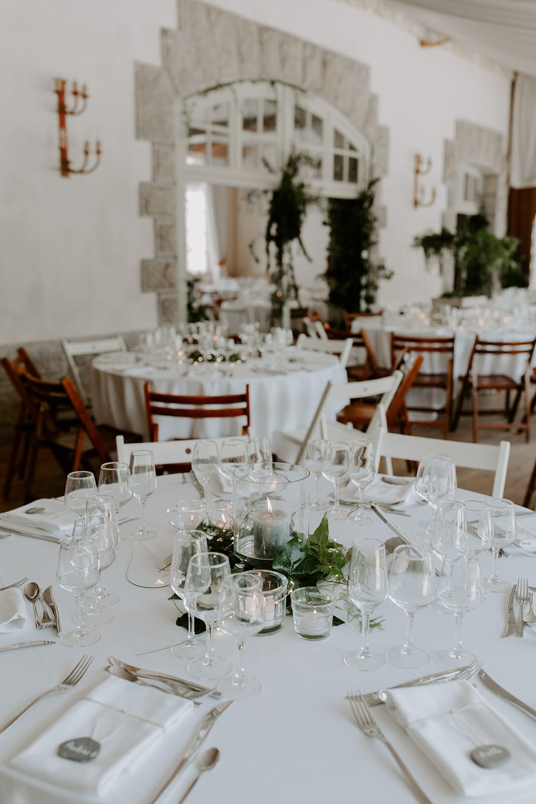 mariage_chateau_la_flocelliere_vendee_flavie_nelly_photographe-45-obonheurdesdames-decoration-mariage-location-vegetal