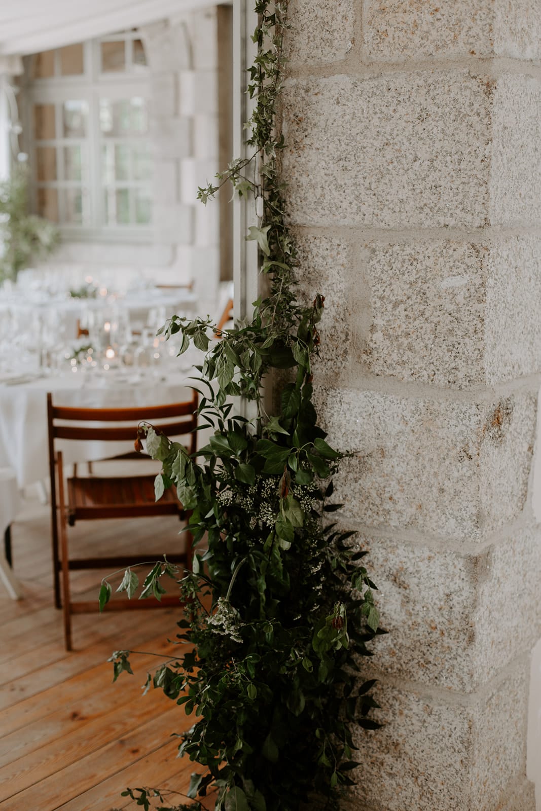 mariage_chateau_la_flocelliere_vendee_flavie_nelly_photographe-53-obonheurdesdames-decoration-mariage-location-vegetal