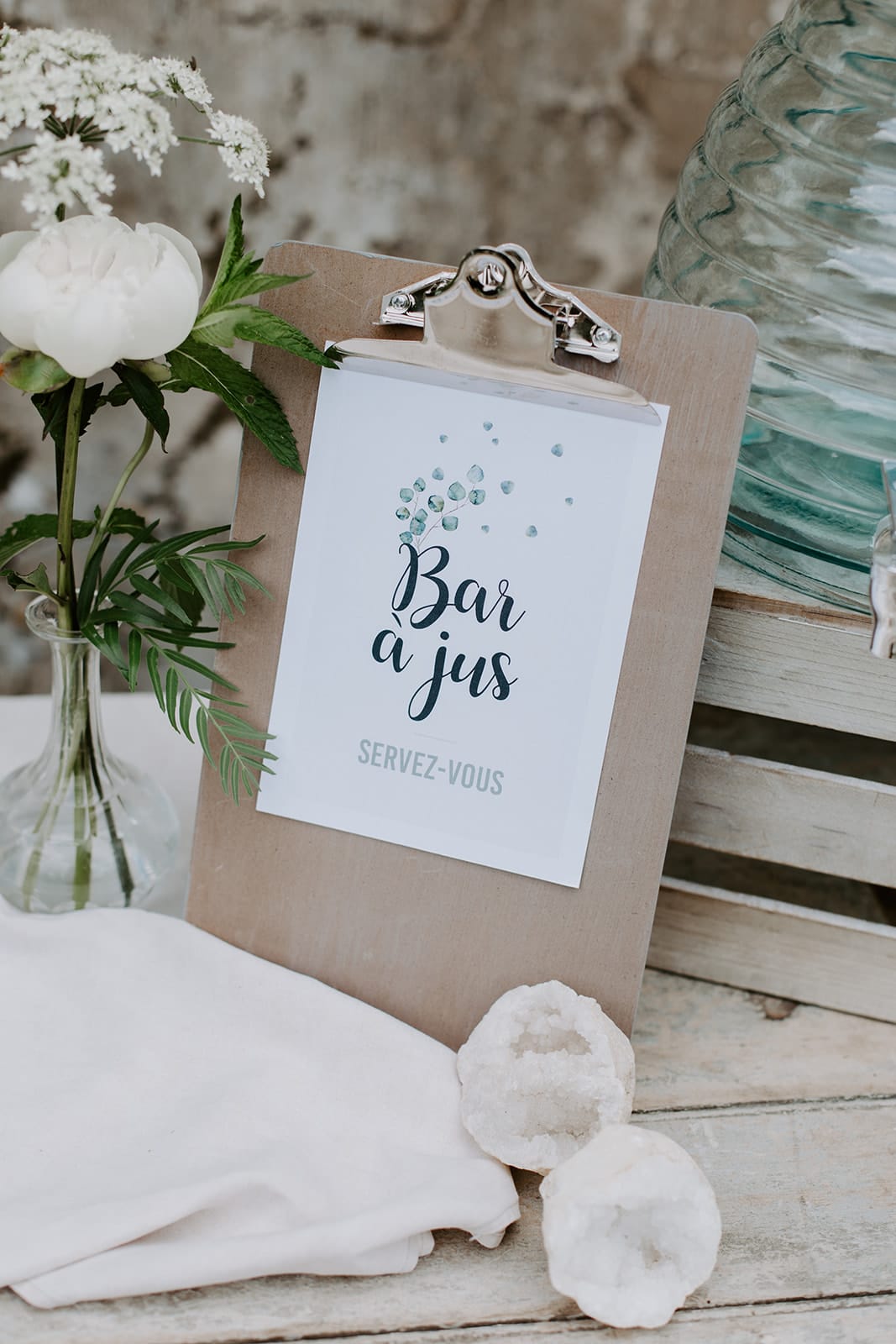 mariage_chateau_la_flocelliere_vendee_flavie_nelly_photographe-98-obonheurdesdames-decoration-mariage-location-vegetal